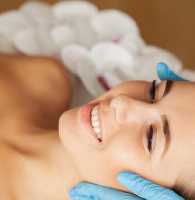 pacjentka w gabinecie medycyny estetycznej pacjentka w gabinecie medycyny estetycznej